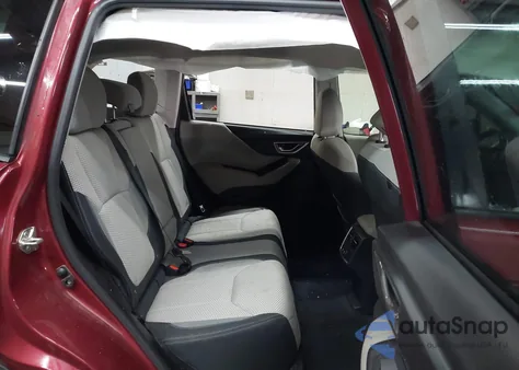 2022 Subaru Forester Premium z USA, uszkodzony, nr VIN JF2SKAEC5NH404031